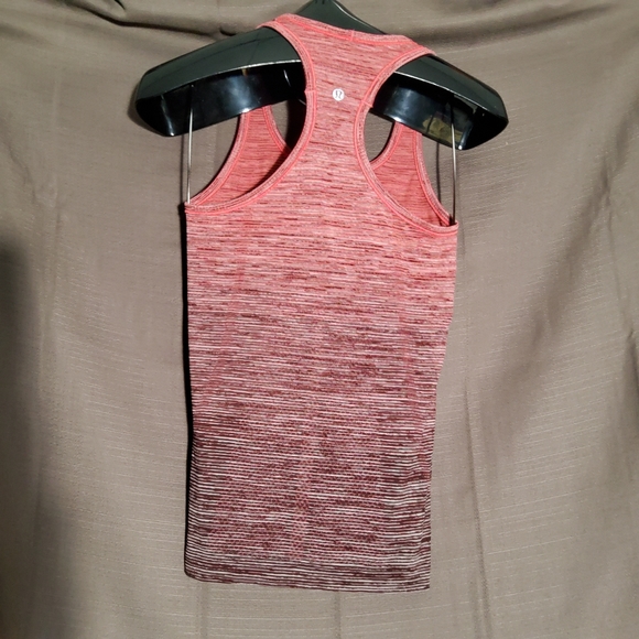Lululemon Swiftly Tech Racerback - Picture 2 of 9